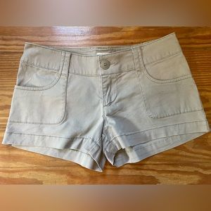 Mossimo Supply Co. Women’s Khaki Shorts Size 3